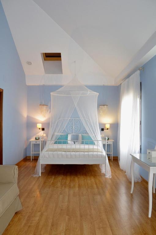 Casa Rural La Serrana La Carlota Bilik gambar